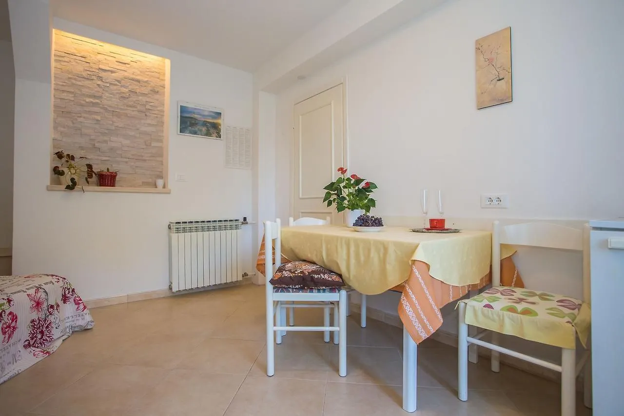 App. Fiorela Hotel Poreč 3*,
